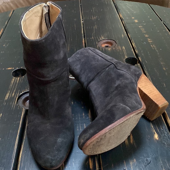 Rag & Bone Heeled Newburyport Suede Ankle Boots - Picture 13 of 13